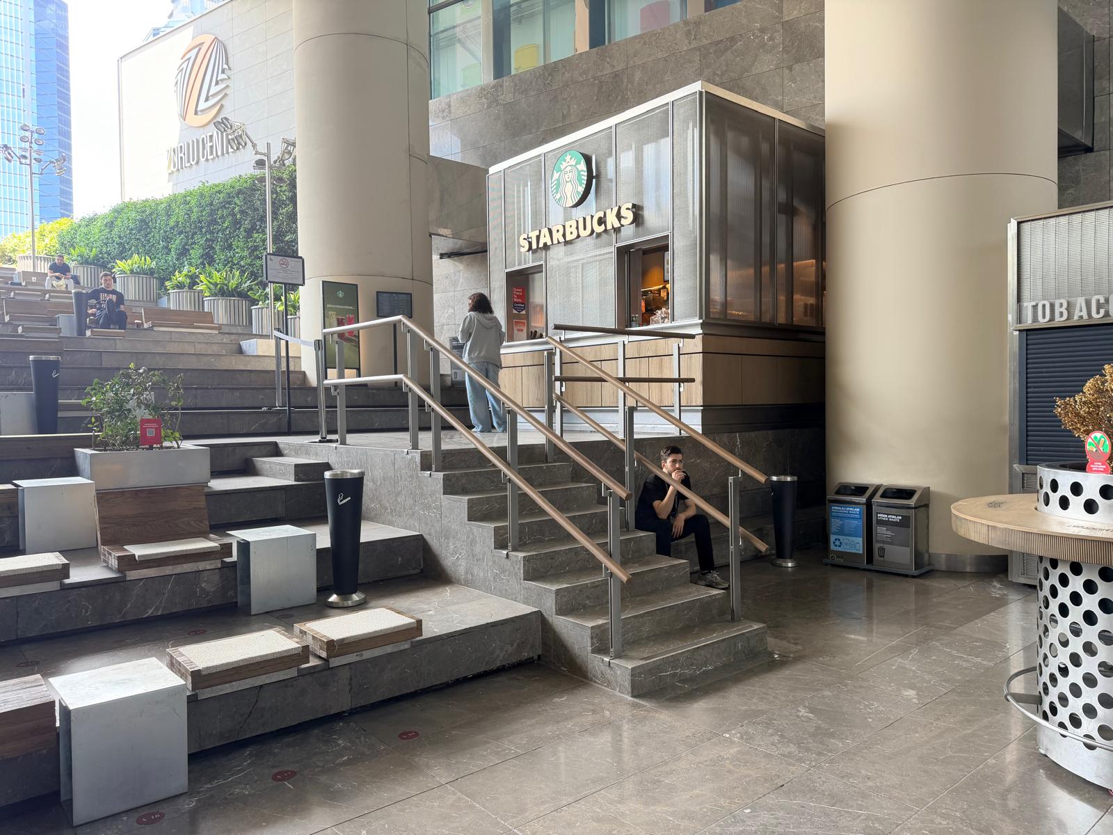 Zorlu Center Zincirlikuyu Starbucks Kiosk ve Ticari Alan Uygulama Projesi